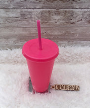 Load image into Gallery viewer, 24oz Glitter Dark Pink Plastic cups (Set of 5)