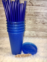 Load image into Gallery viewer, 24oz Glitter Blue Plastic cups (Set of 5)