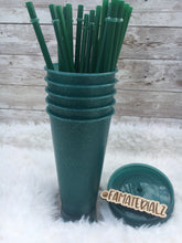 Load image into Gallery viewer, 24oz Dark green glitter plastic cups (Set of 5)