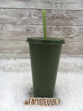 Load image into Gallery viewer, 24oz Olive plastic cups (Set of 5)