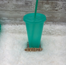 Load image into Gallery viewer, 24oz Glitter Green Plastic cups (Set of 5)